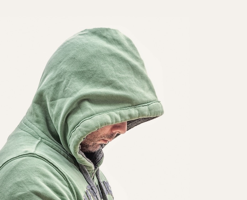 Hooded-1171625_1280